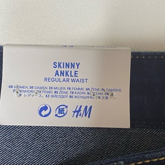 H&M | Skinny Ankle Regular Waist Jeans NWT - Picture 3 of 7
